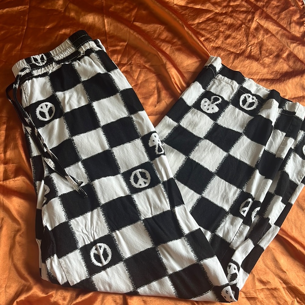 Trippy pants! Urban outfitters
